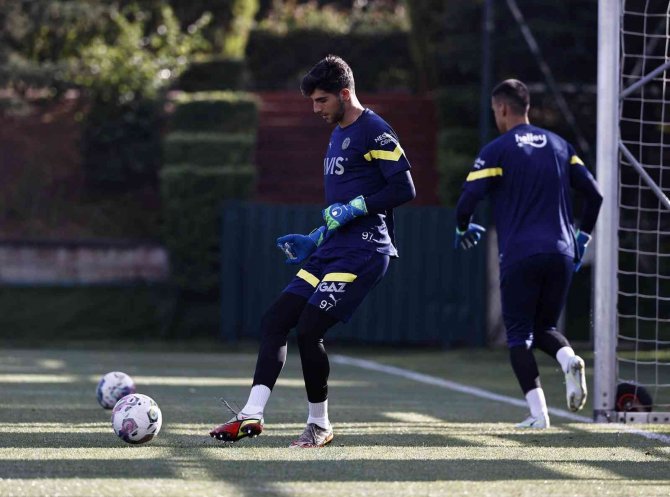 Fenerbahçe, Ümraniyespor Maçı Hazırlıklarını Tamamladı