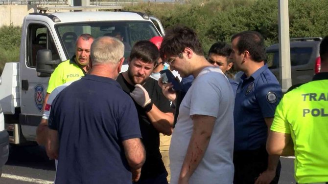 Fransa’dan Tatil İçin Gelen Gurbetçi Aile Kaza Yaptı: 4 Yaralı