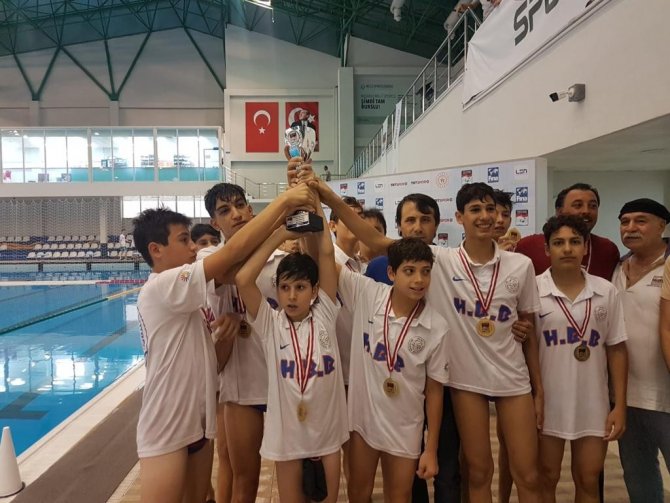 Hatay Büyükşehir Belediyesi, Sutopunda Şampiyon Oldu