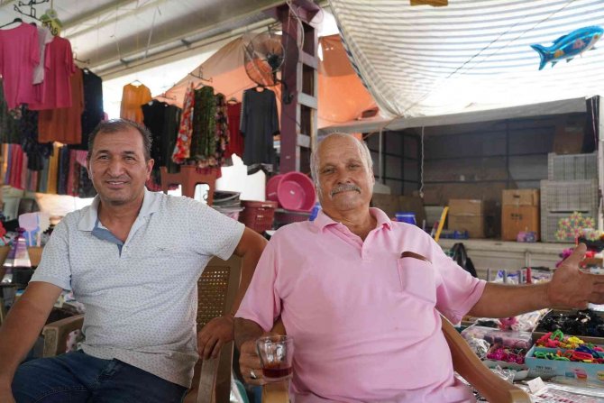 Sıcaktan Bunalan Vatandaşa Serinleme Noktası