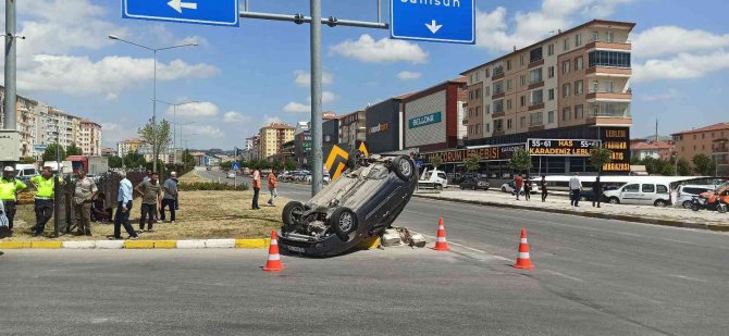 Çorum’da Trafik Kazası: 3 Yaralı