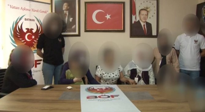 İ̇kna Yoluyla Teslim Olan Terörist Batman’da Ailesiyle Buluşturuldu