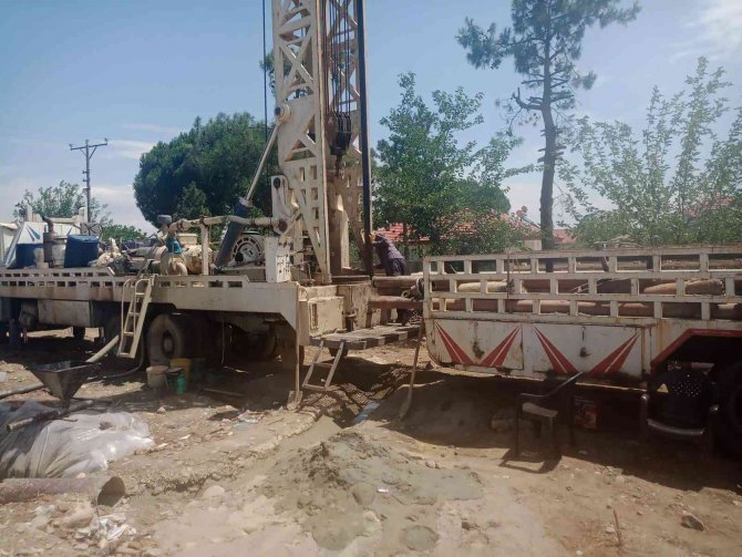 Maski̇ İl Genelinde Yeterli Ve Kaliteli Su İçin Çalışıyor