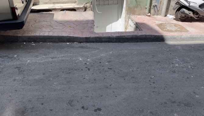 İ̇stanbul’da Korkunç Cinayet: Döverek Öldürüp Yola Attılar