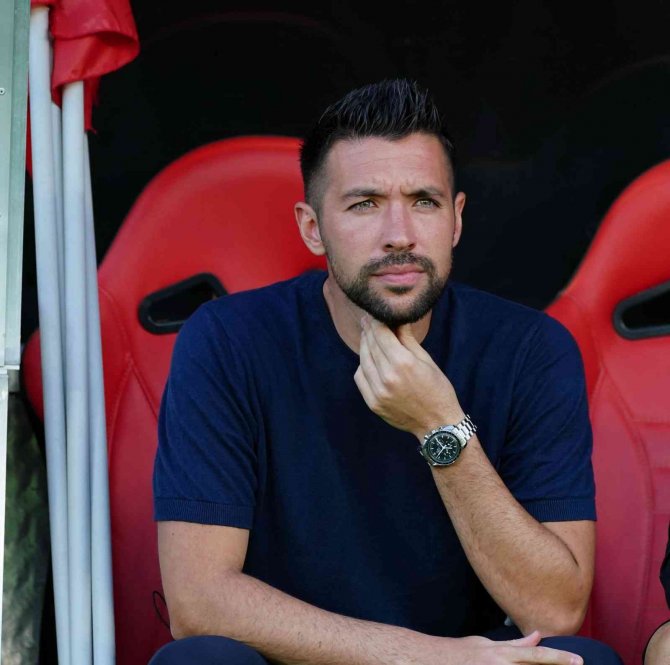 Spor Toto Süper Lig: Karagümrük: 0 - Alanyaspor: 1 (Maç Devam Ediyor)