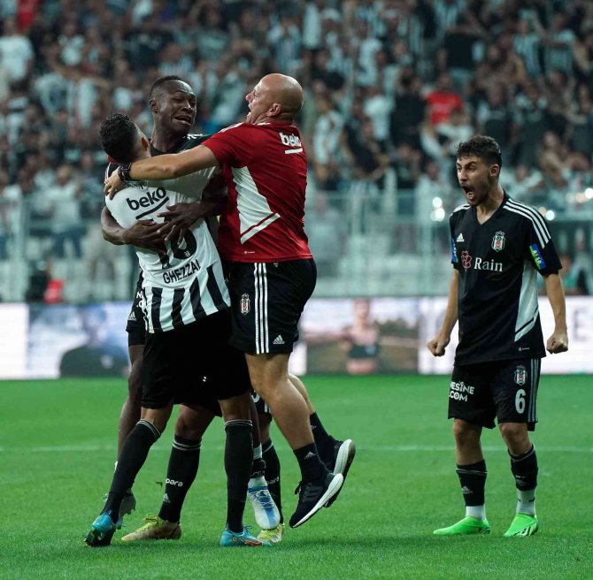 Ghezzal Attı, 3 Puan Geldi