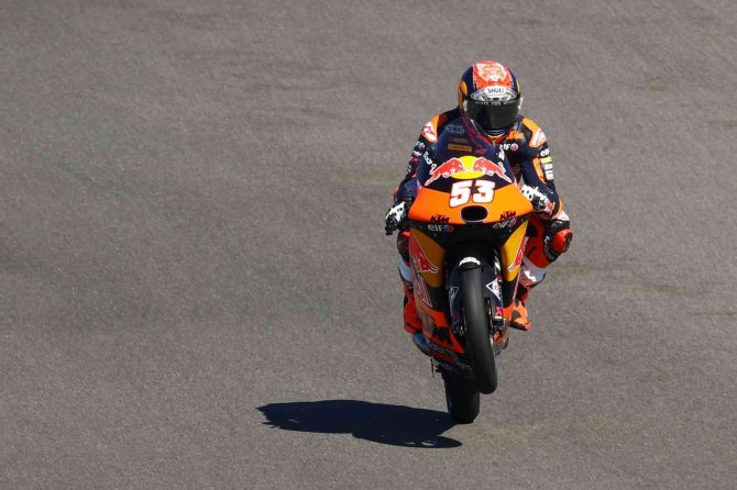 Deniz Öncü’den Moto 3’te Sezonun İlk Podyumu