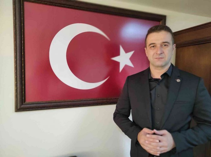 Sağlık Çalışanına Makasla Saldırdı