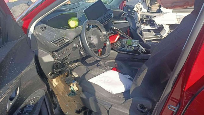 Erciş’te Trafik Kazası: 4 Yaralı