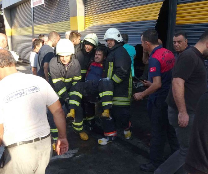 Sanayi Sitesinde Korkutan Yangın