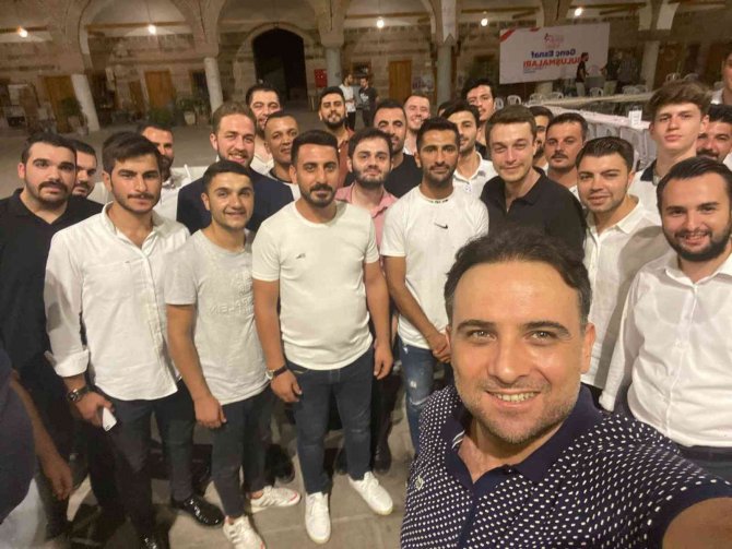 Ak Parti’li Baybatur: “Ak Parti, Gençlerle Yeni Zaferlere İmza Atacak”