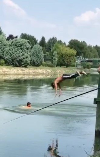 Çocukların Porsuk Çayı’nda Tehlikeli Oyunu