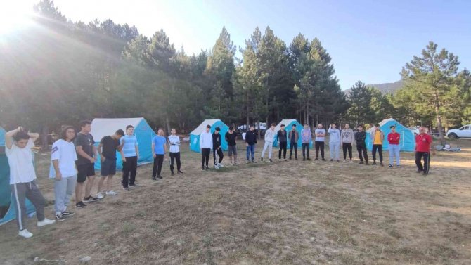 Doğaseverler "Doğa Kampı"nda Buluştu