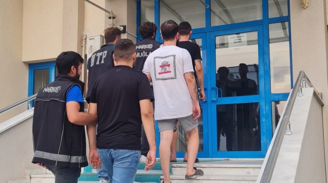Dalaman’da Zehir Taciri 3 Şüpheli Tutuklandı