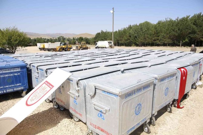 Sivas’ın Yıldızeli İlçesine 235 Adet Çöp Konteyneri Alındı
