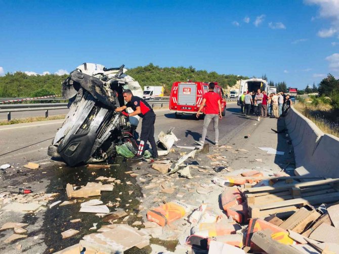 Hapşırık Tutması Kazaya Neden Oldu: 4 Yaralı