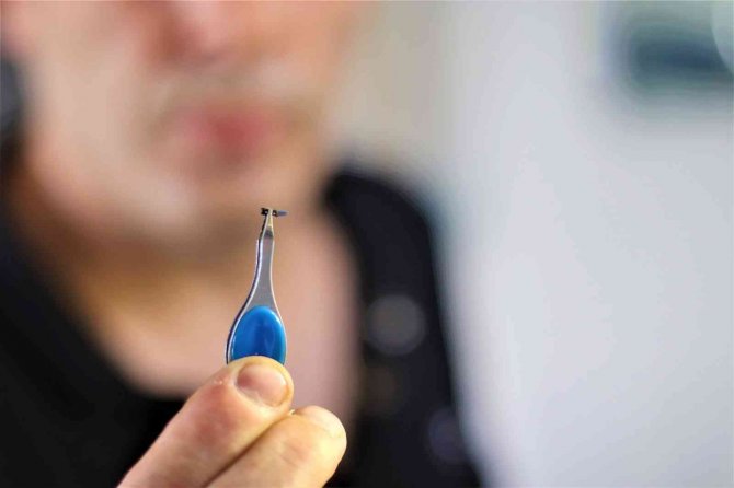 4 Milimetrelik Bıçak Yaptı, Guinness’e Girmek İstiyor