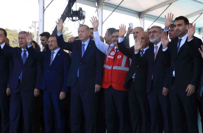 ’Abdulhamid Han’ Cumhurbaşkanı Erdoğan’ın Katıldığı Törenle Akdeniz’e Uğurlandı