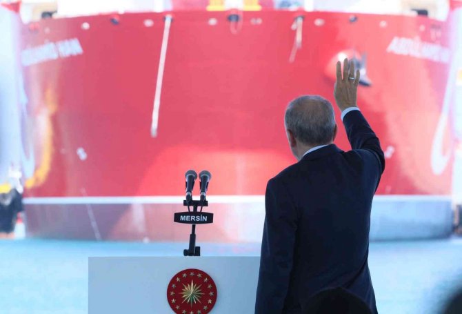 ’Abdulhamid Han’ Cumhurbaşkanı Erdoğan’ın Katıldığı Törenle Akdeniz’e Uğurlandı