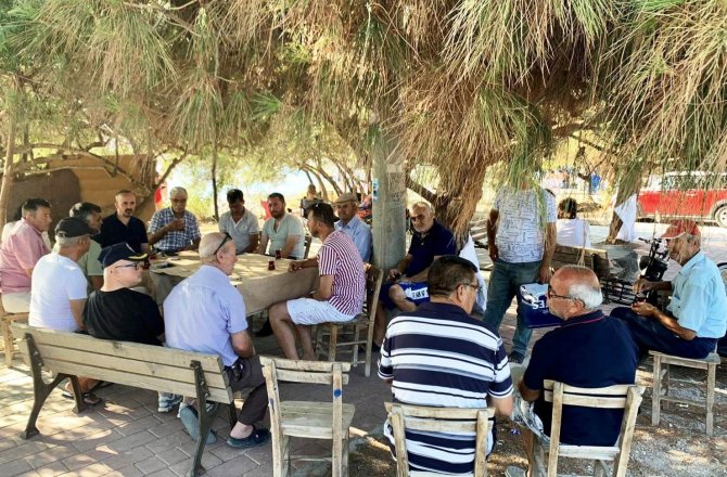 Ak Partili Turan, Muhtarlar Ve Turizm İşletmecileriyle Bir Araya Geldi