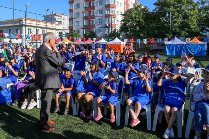 Küçükçekmece Belediyesi Gençleri Geleceğe Hazırlıyor