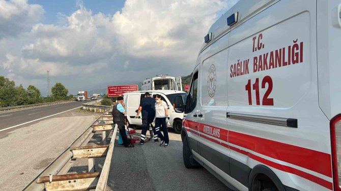 Tem Otoyolu’nda Kaza: 3 Yaralı