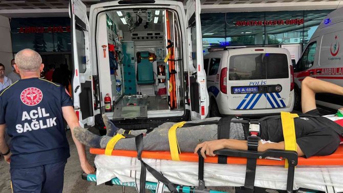 Patpat Uçuruma Uçtu: 4 Yaralı
