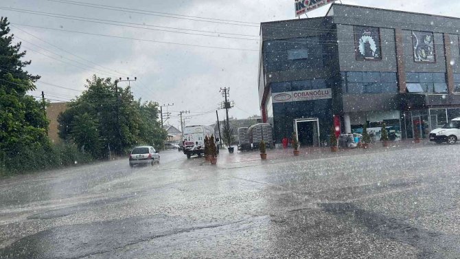 Düzce’de Sağanak Yağış