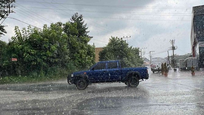 Düzce’de Sağanak Yağış