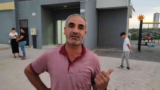 Kiracısının Çelik Kapısını Çalan Ev Sahibi Konuştu