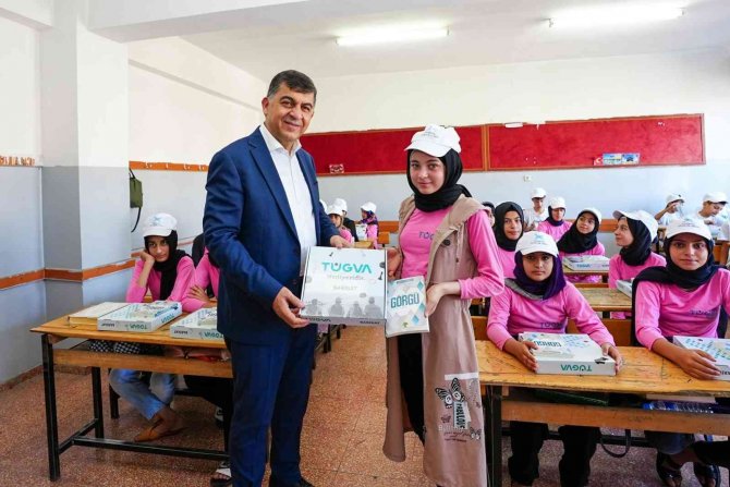 Fadıloğlu, Yaz Okullarını Ziyaret Etti