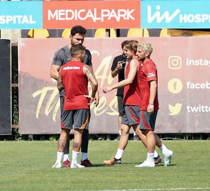 Galatasaray’da Lucas Torreira İle Dries Mertens İlk Antrenmanına Çıktı
