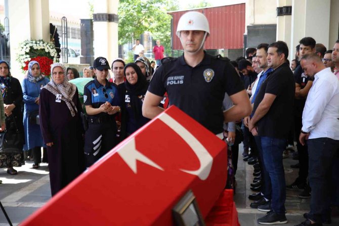 15 Temmuz Gazisi Alpaslan Son Yolculuğuna Uğurlandı