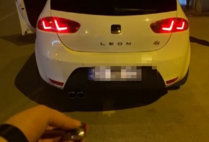 Gaziantep’te Drift Atan Ve Gürültü Yapan 33 Araca Ceza