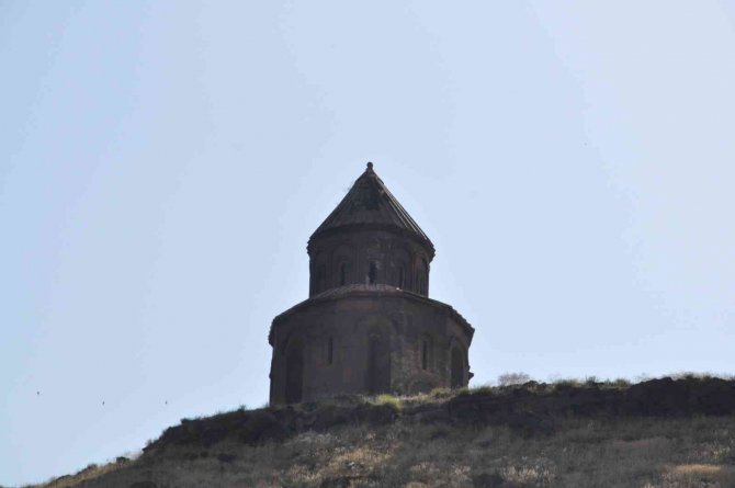 Saklı Kent Ani Görenleri Büyülüyor