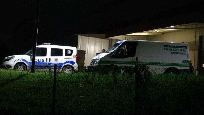 Çalıştığı Fabrikada Ölü Bulundu
