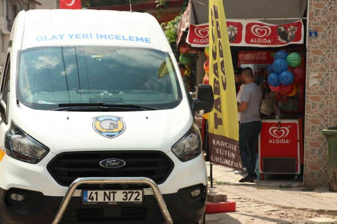 Arkadaşının İş Yerinde Silahla Vurulmuş Halde Bulundu