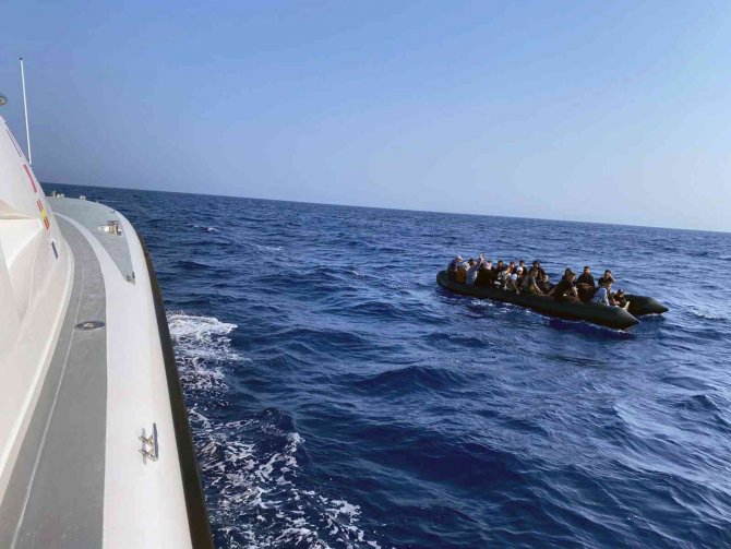 Marmaris’te 48 Düzensiz Göçmen Kurtarıldı