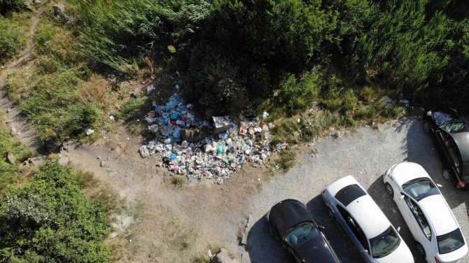 ‘Mükemmeliyet Ödülü’ Alan Nemrut Krater Gölü’nde Çöp Yığını