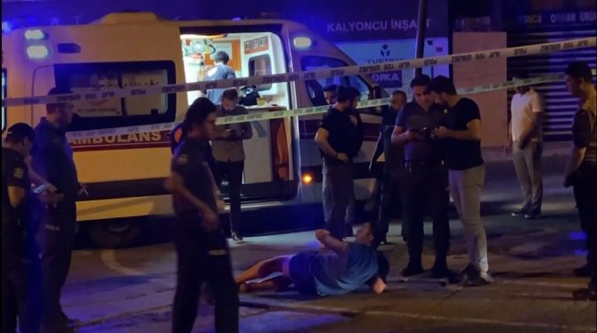 İ̇stanbul’da Film Gibi Eski Koca Dehşeti Kamerada: Önce Vurdu Sonra Aracını Gasp Etti