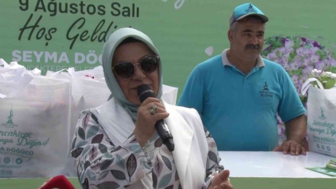 “Yeşil Balkonlar” İle Sancaktepe Çiçek Açıyor