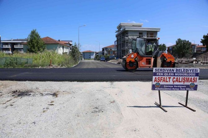 Serdivan Belediyesi Yol Ağını Güçlendiriyor