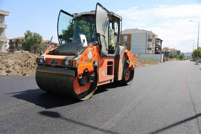 Serdivan Belediyesi Yol Ağını Güçlendiriyor