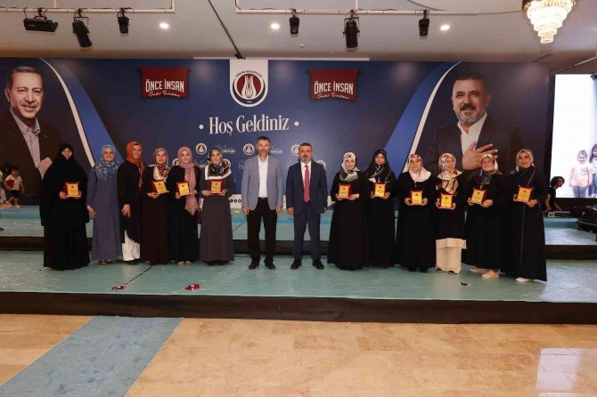 Sincan’da Minik Kur’an Kursu Öğrencilerinin Yıl Sonu Heyecanı