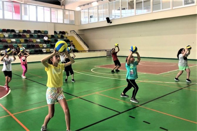 Spor Okulları Balıkesir’de De Tüm Spor Tesislerinde Devam Ediyor