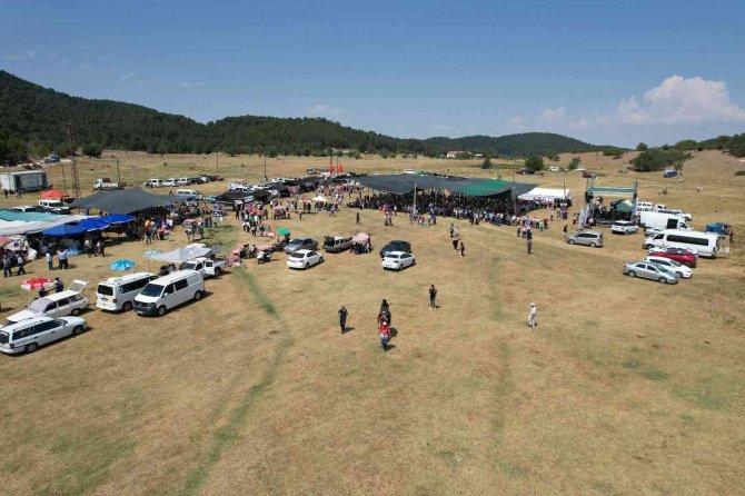 Türkiye’nin Dört Bir Yanından Gelen Yörükler, Süleymanlı Yaylasında Yapılan Toyda Buluştu