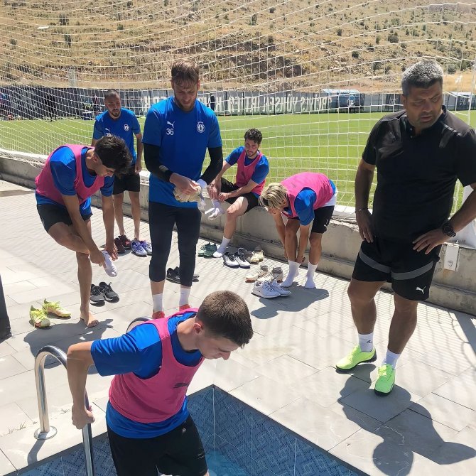 Kayseri’de Kampa Giren Afyonspor İlk Antrenmanına Çıktı