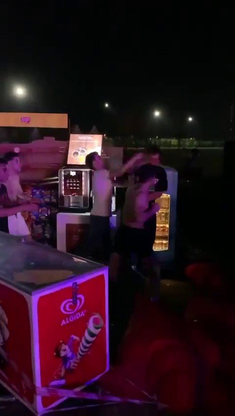 Yenikapı’da Konser Alanı Boks Ringine Döndü
