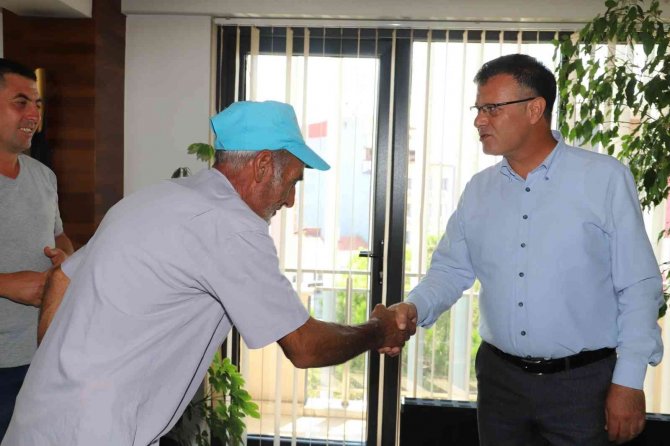 Alaşehir Belediyesi Çalışanlarından Başkana Teşekkür Ziyareti