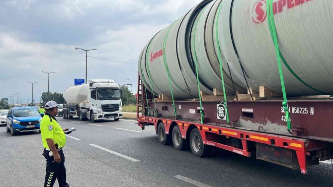 Kamyon Ve Çekicilere Yönelik Trafik Denetimi